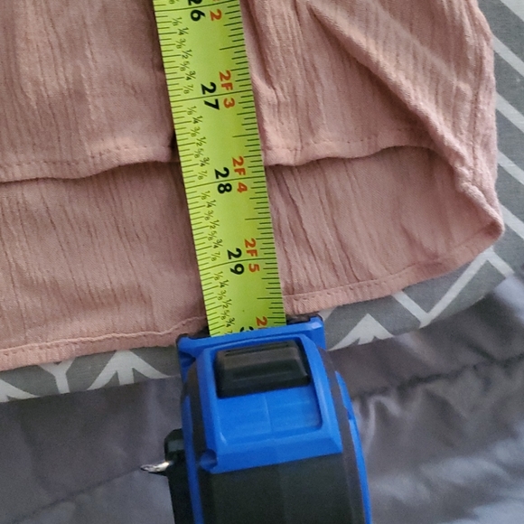 Torrid size 1 blush guaze top - Picture 7 of 7